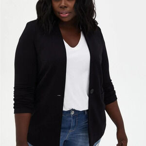 NWT Torrid Black Ponte Collarless Blazer in Size 6 / 30